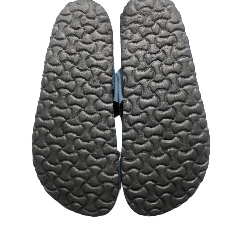 Bzees Willow Black Stretch Slip-On Low Wedge Size 8